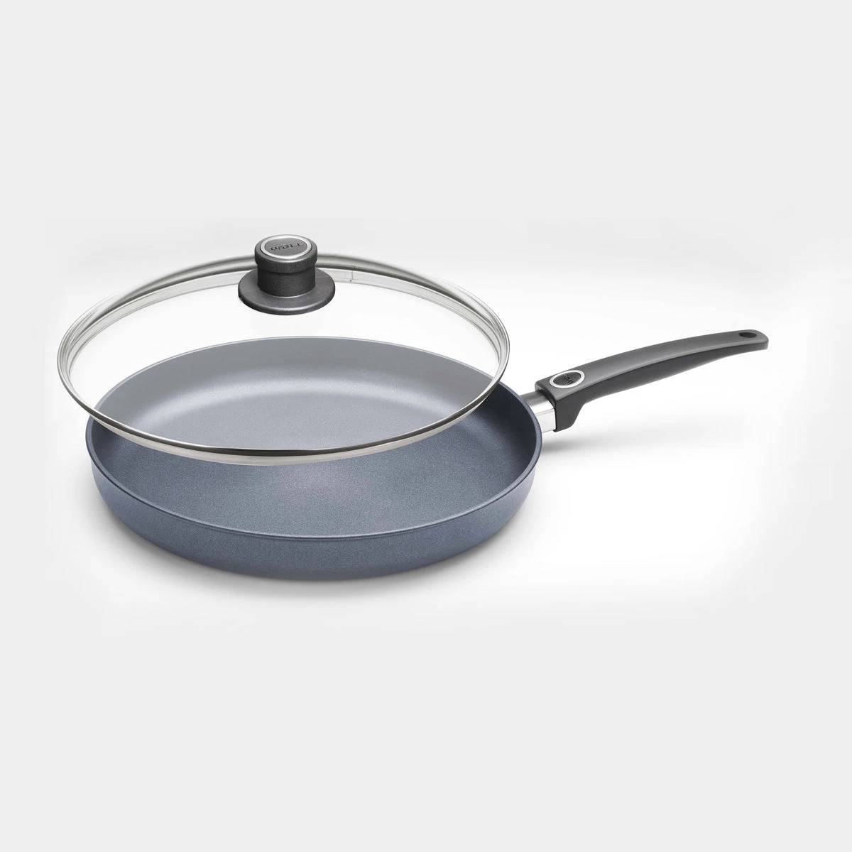 Woll Diamond Plus/Diamond Lite Induction 12.5" Fry Pan W/Lid 1 Woll Diamond Plus/Diamond Lite Induction 12.5" Fry Pan W/Lid